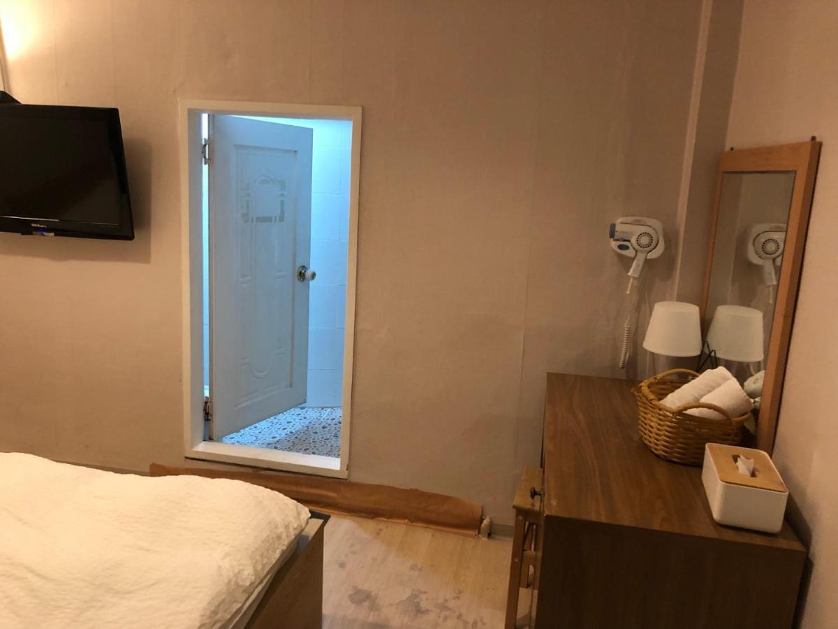 Chris Hostel Сеул Экстерьер фото