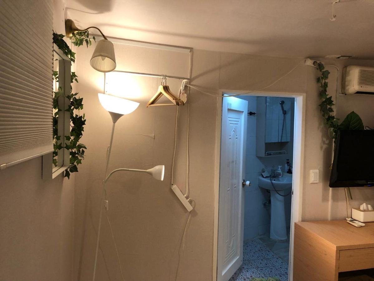 Chris Hostel Сеул Экстерьер фото