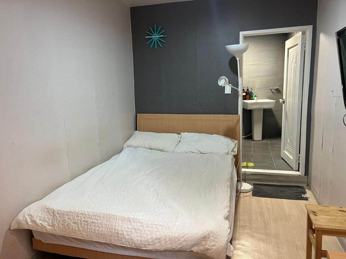 Chris Hostel Сеул Экстерьер фото